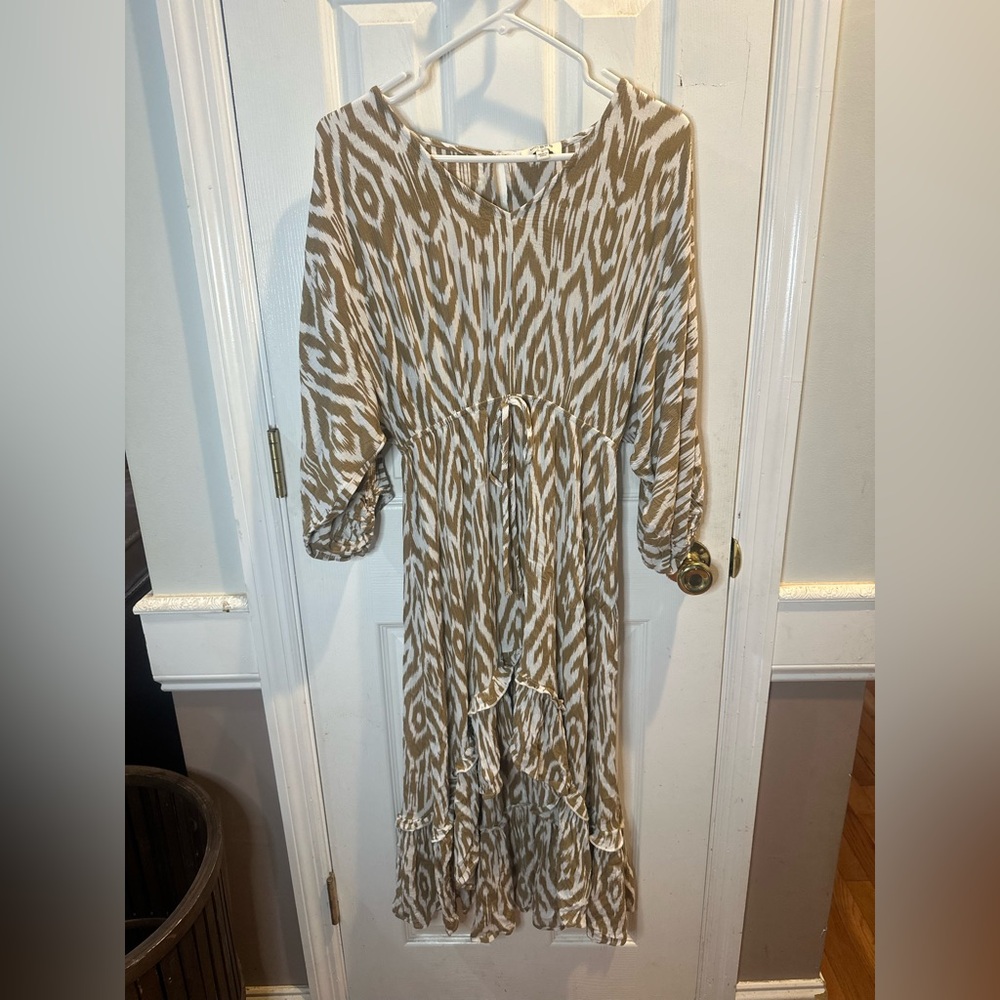 Umgee Brown & White High Low‎ Dress V-neck 3/4 Sleeve Small